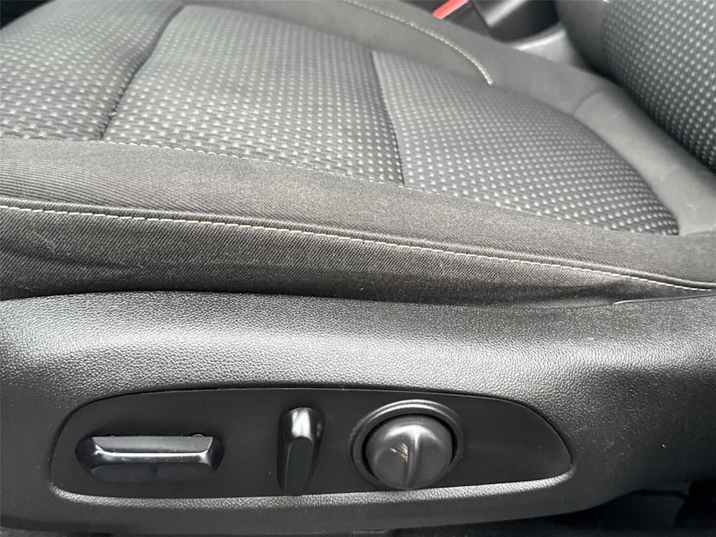 Thumbnail: 2020 GMC Acadia - 18