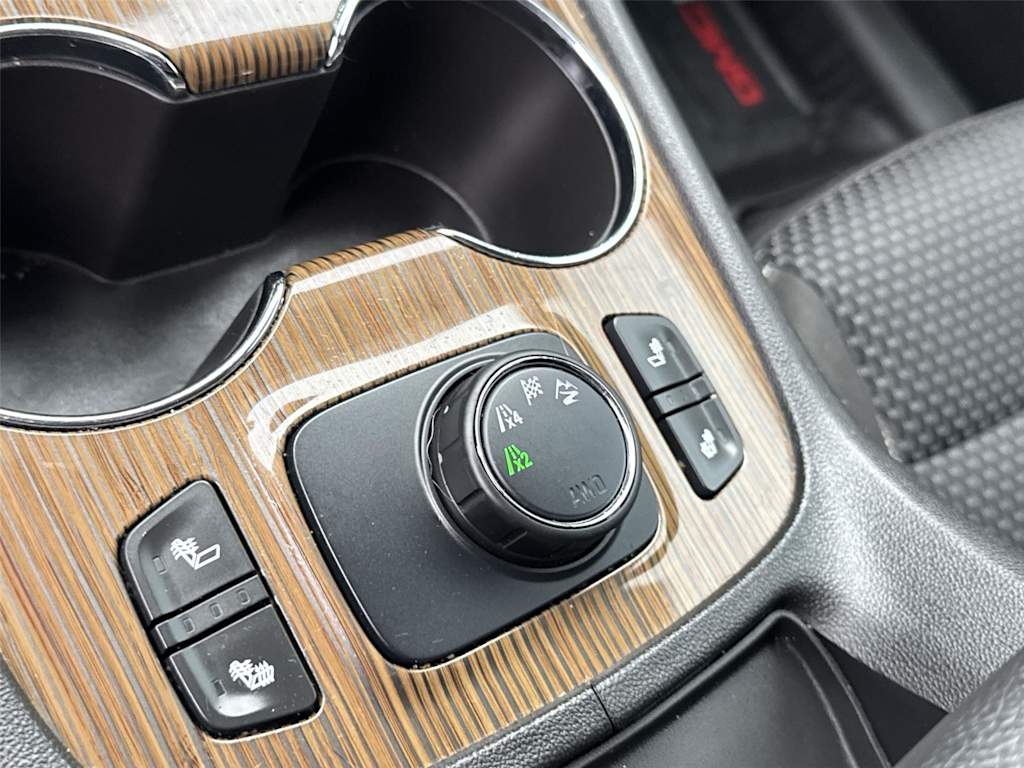 Thumbnail: 2020 GMC Acadia - 11