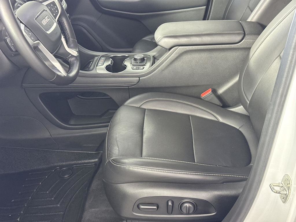 2021 GMC Acadia SLT 8