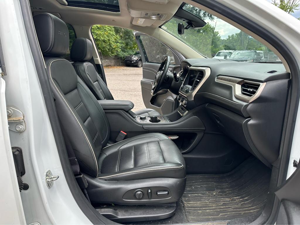 Thumbnail: 2021 GMC Acadia - 23
