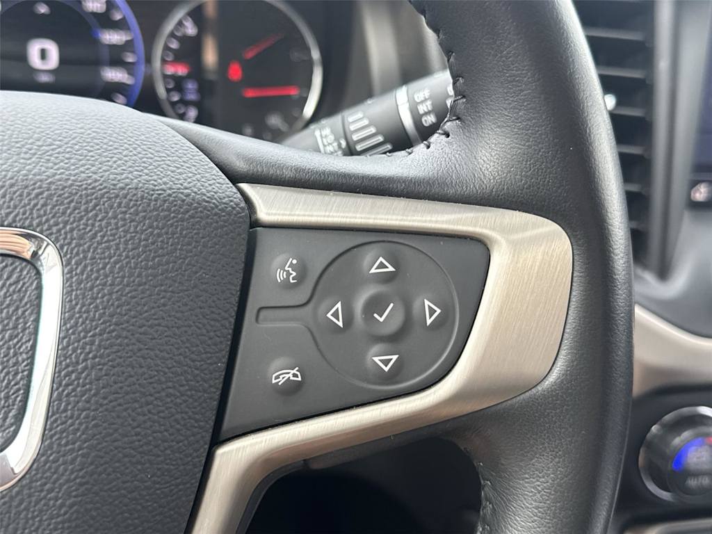 Thumbnail: 2020 GMC Acadia - 24