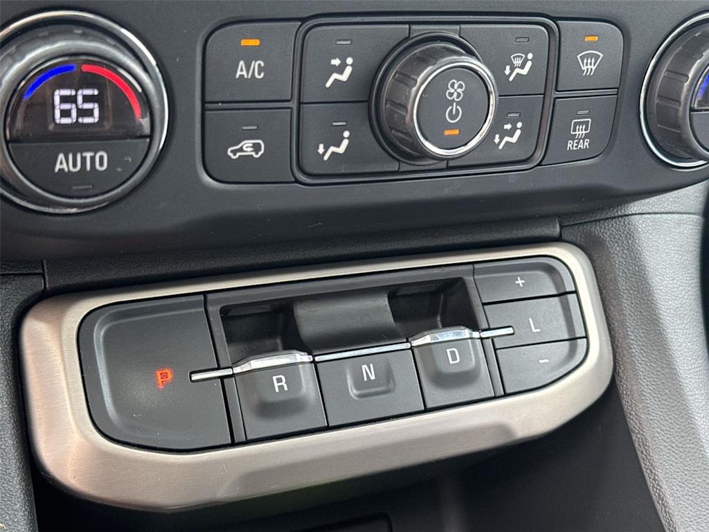 Thumbnail: 2020 GMC Acadia - 19