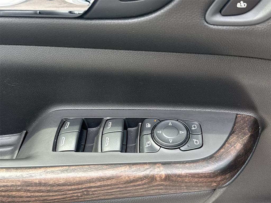 Thumbnail: 2020 GMC Acadia - 21