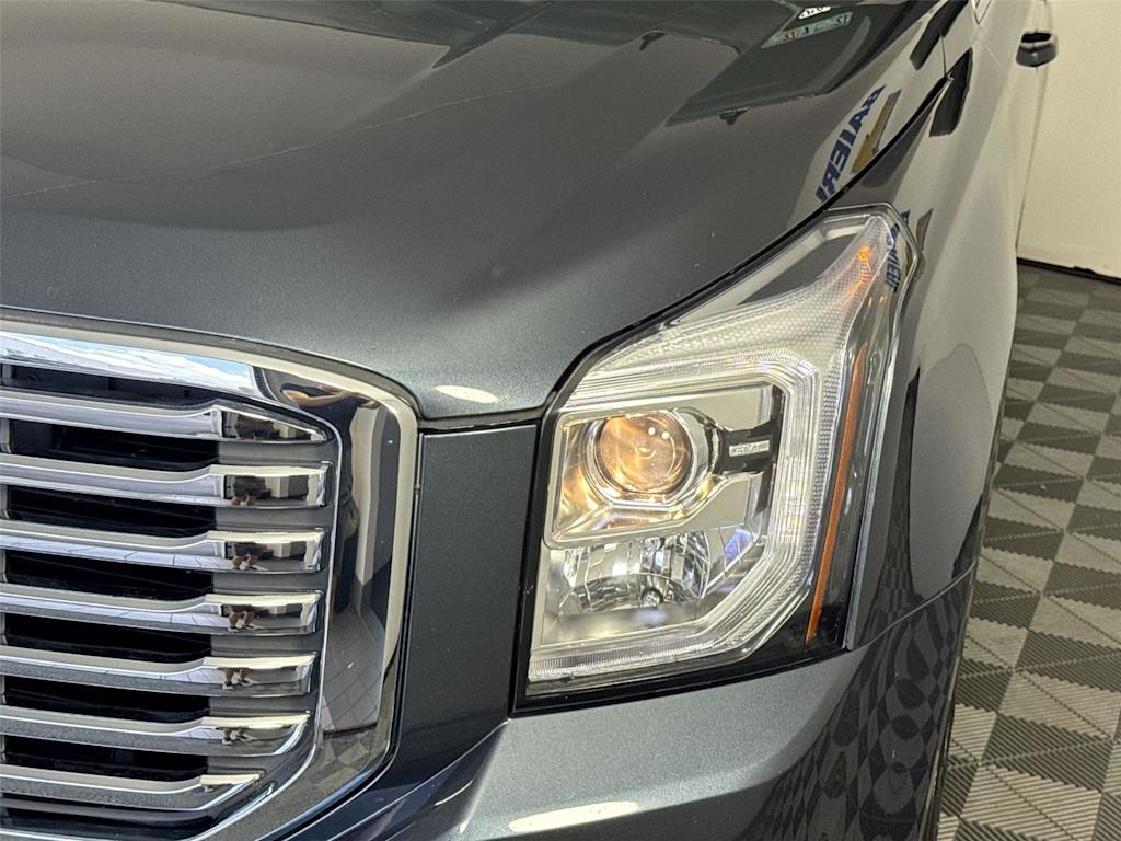 Thumbnail: 2020 GMC Yukon - 18