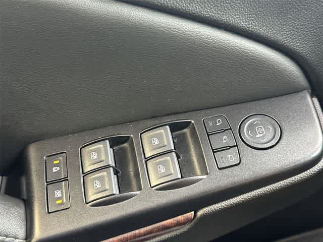Thumbnail: 2020 GMC Yukon - 25