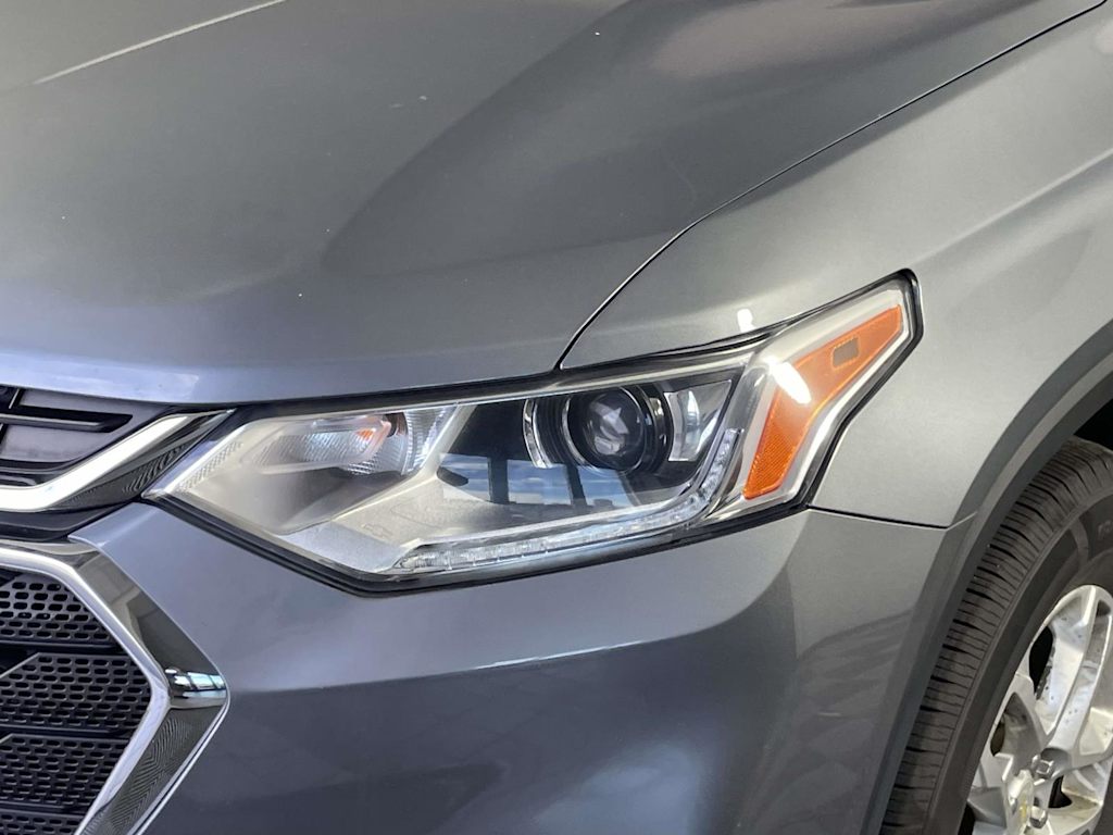 Thumbnail: 2018 Chevrolet Traverse - 16