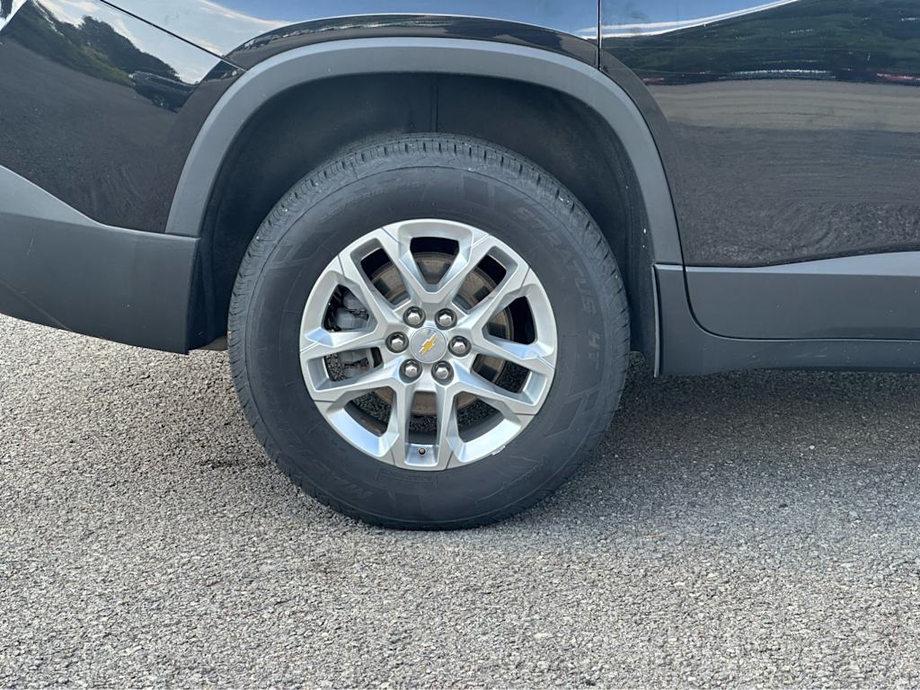 Thumbnail: 2021 Chevrolet Traverse - 7