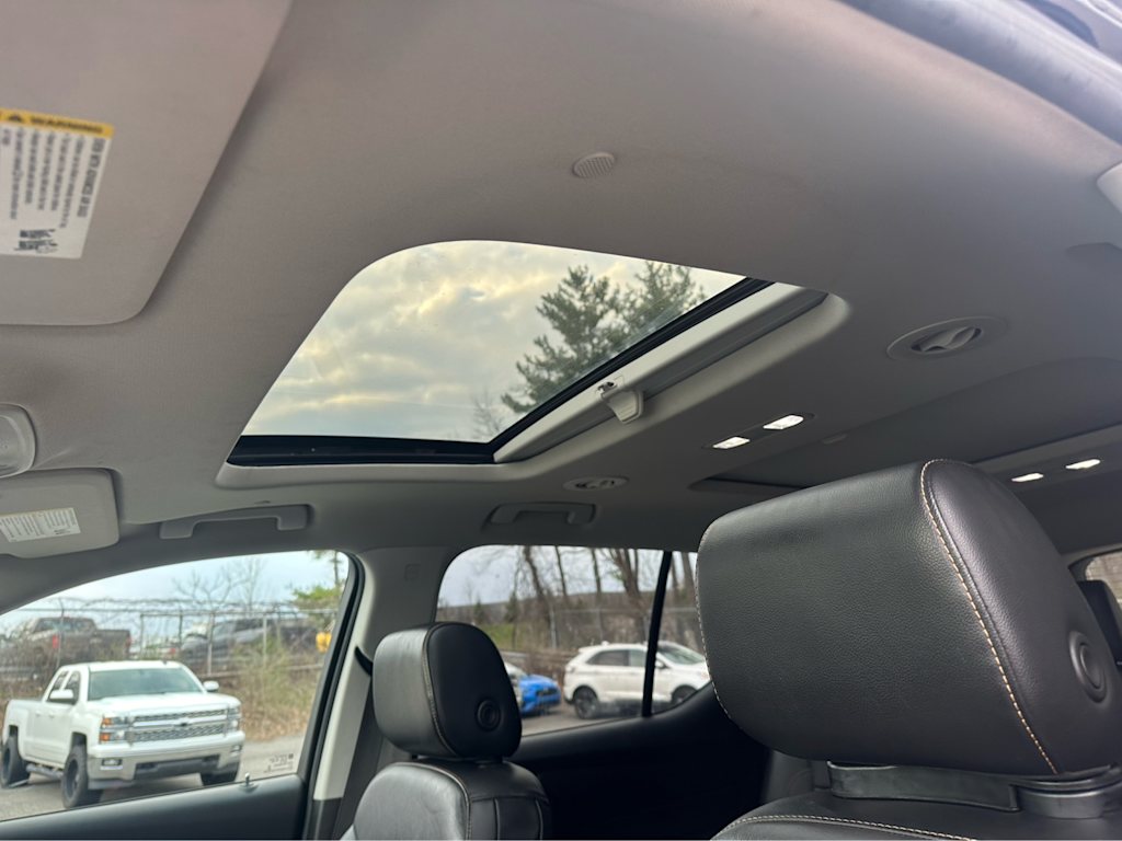 Thumbnail: 2018 Chevrolet Traverse - 17