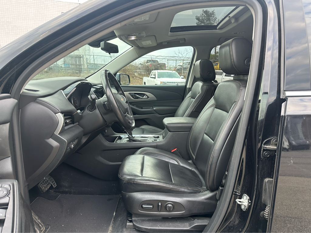 Thumbnail: 2018 Chevrolet Traverse - 8