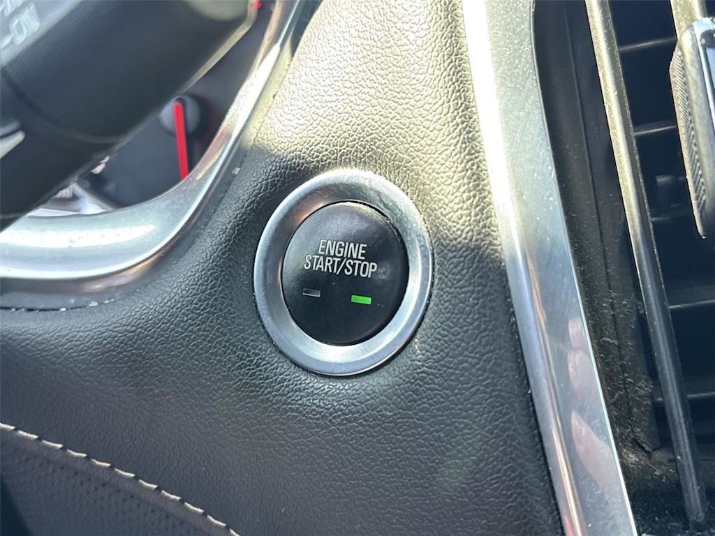 Thumbnail: 2022 Chevrolet Traverse - 30