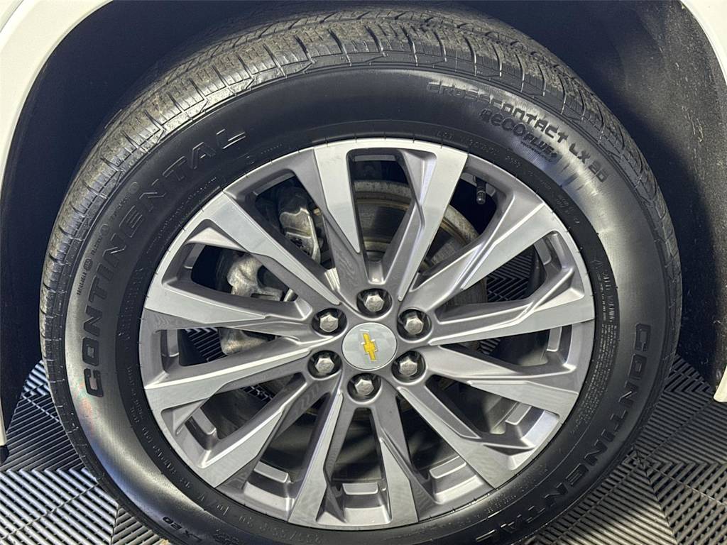 Thumbnail: 2022 Chevrolet Traverse - 6