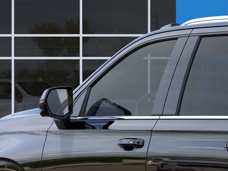 Thumbnail: 2026 Chevrolet Suburban - 12