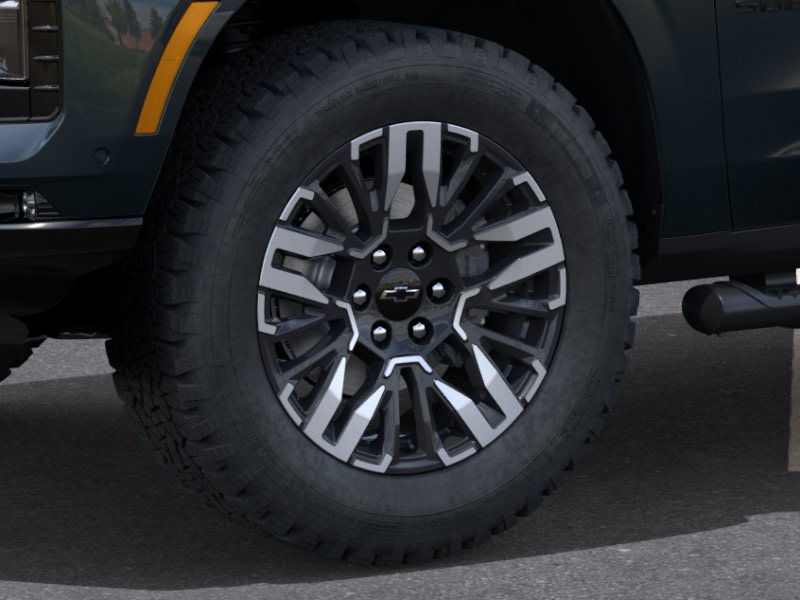 Thumbnail: 2026 Chevrolet Suburban - 6