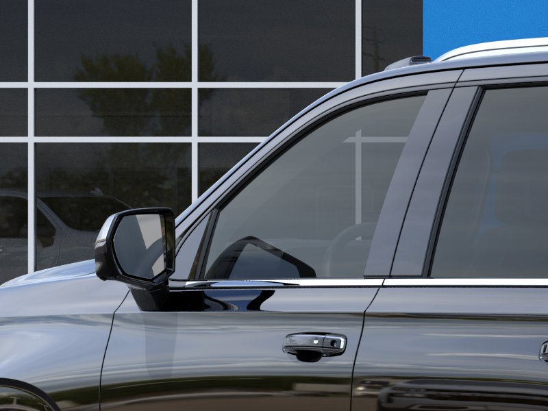 Thumbnail: 2026 Chevrolet Suburban - 11