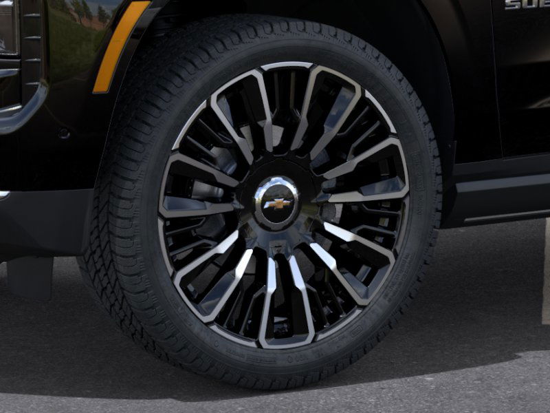 Thumbnail: 2025 Chevrolet Suburban - 6