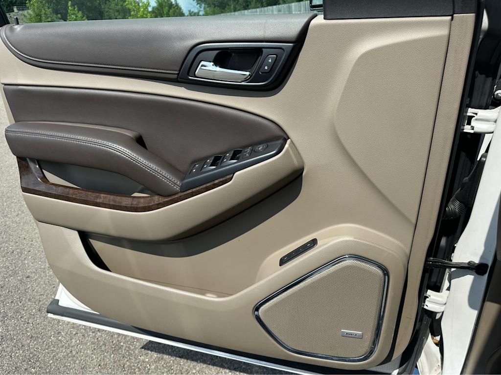 Thumbnail: 2019 Chevrolet Tahoe - 22