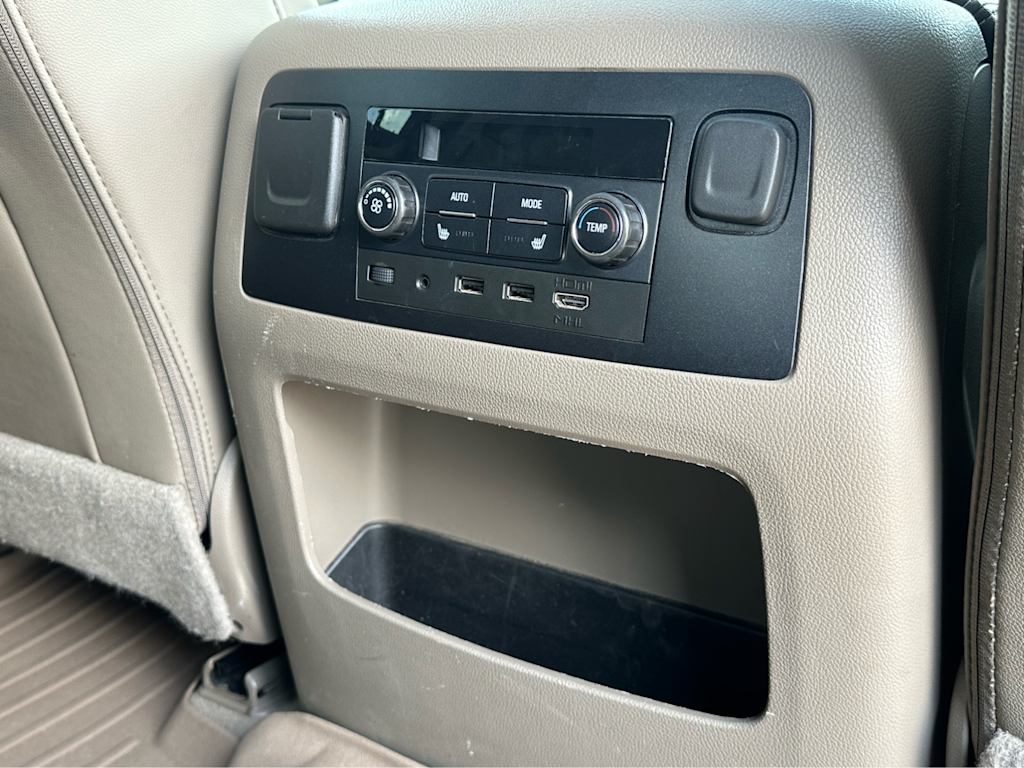 Thumbnail: 2019 Chevrolet Tahoe - 24