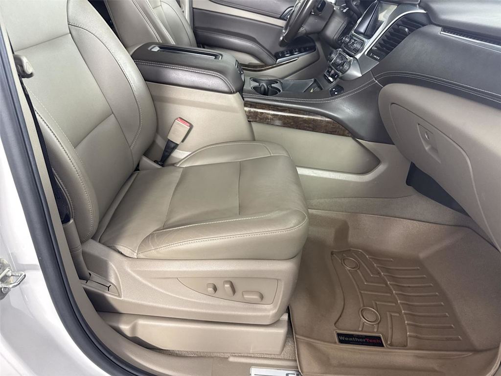Thumbnail: 2019 Chevrolet Tahoe - 10