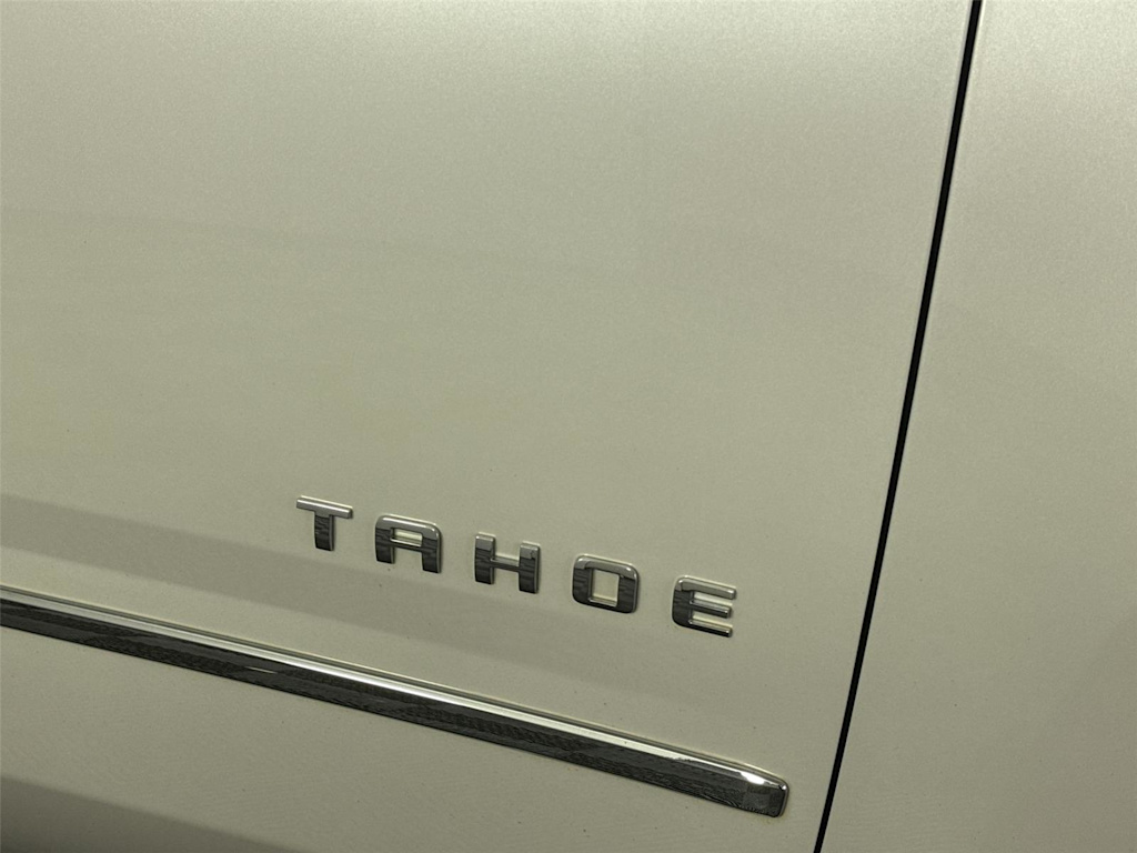 Thumbnail: 2019 Chevrolet Tahoe - 7
