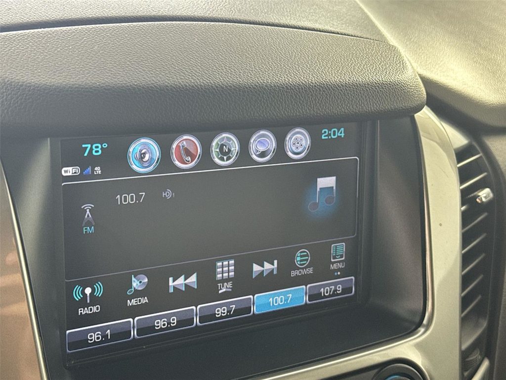 Thumbnail: 2019 Chevrolet Tahoe - 11