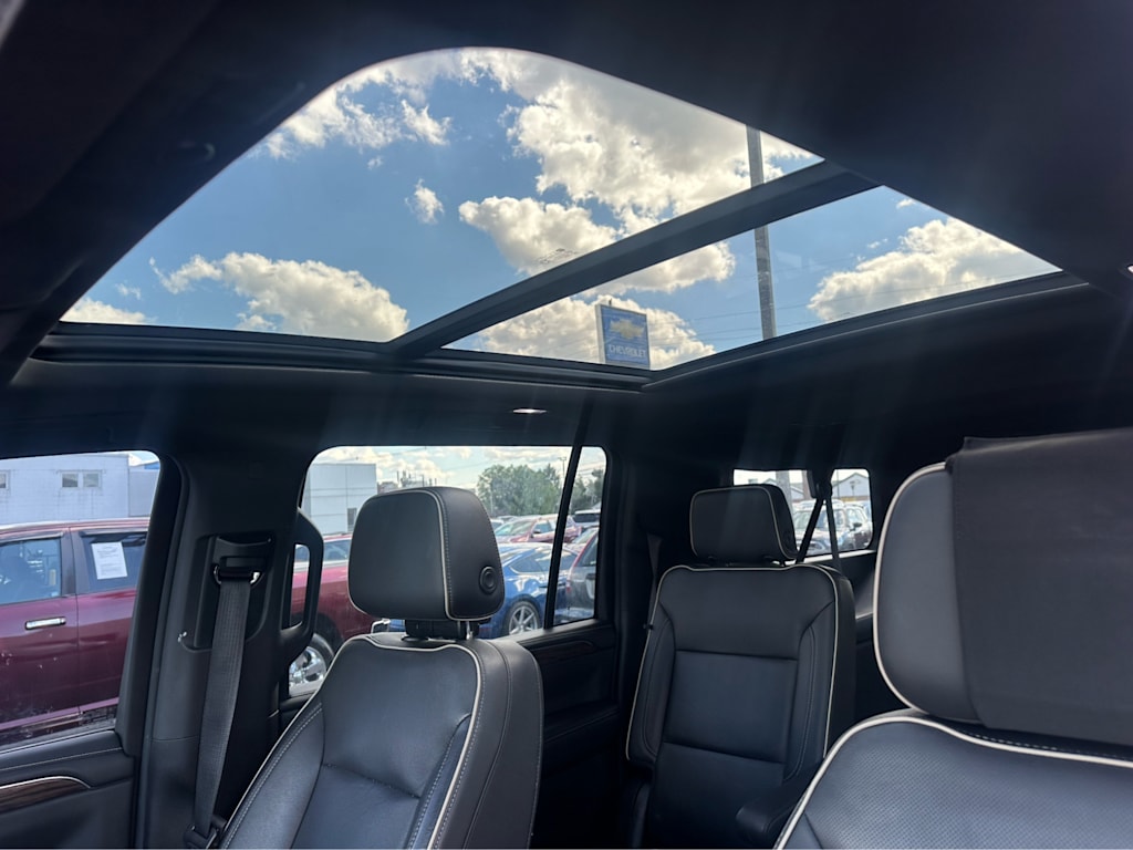 Thumbnail: 2021 Chevrolet Suburban - 18