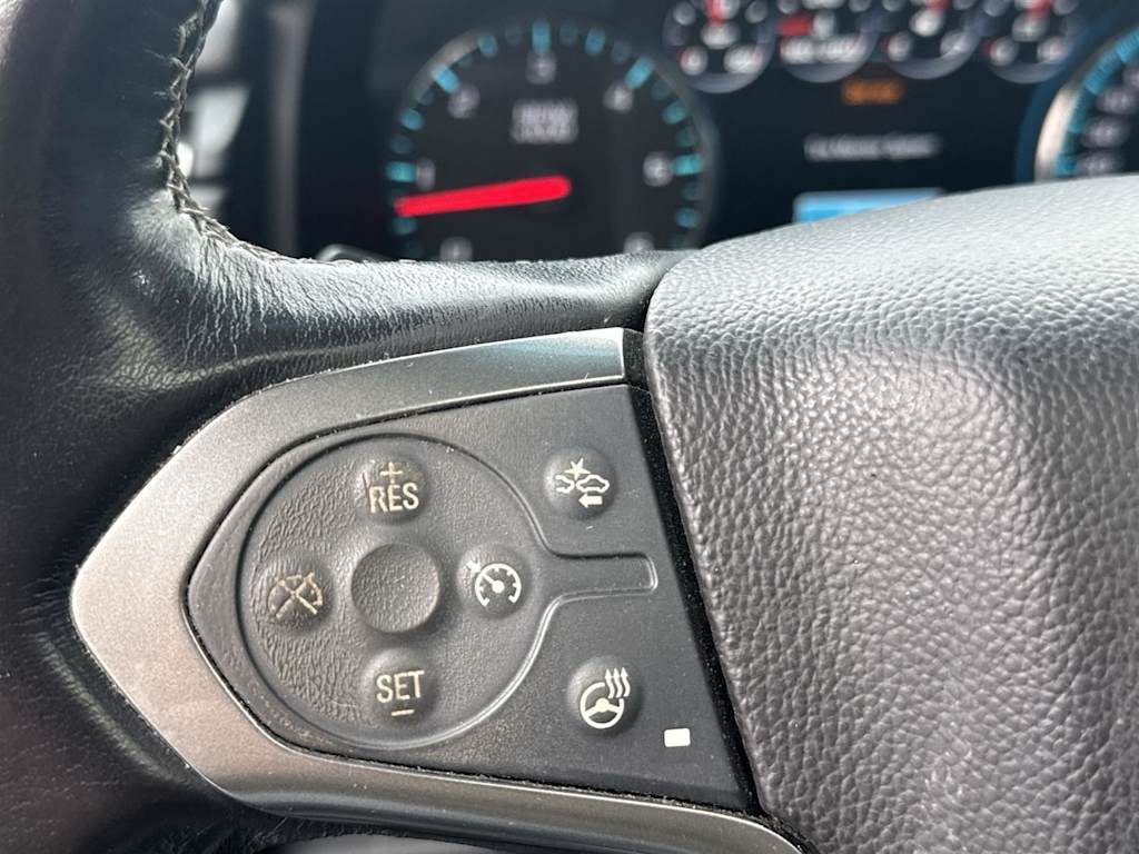 Thumbnail: 2019 Chevrolet Suburban - 28