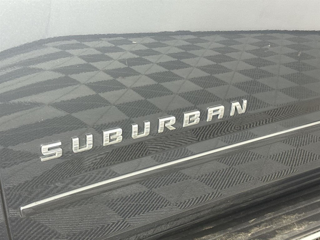 Thumbnail: 2019 Chevrolet Suburban - 6