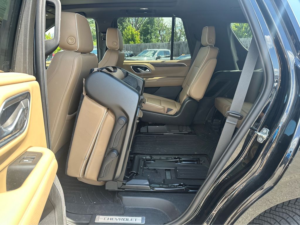 Thumbnail: 2021 Chevrolet Tahoe - 25