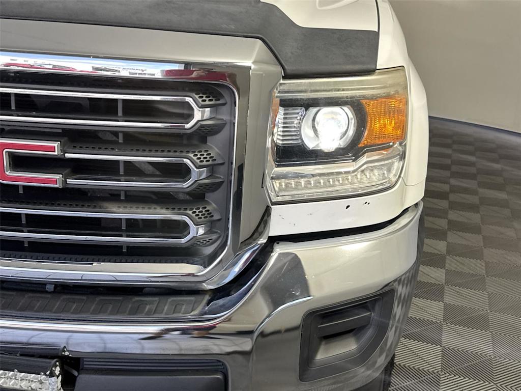 Thumbnail: 2016 GMC Sierra 2500 - 18