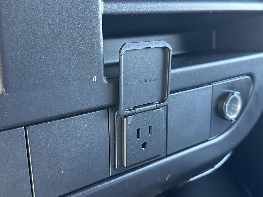 Thumbnail: 2024 GMC Savana - 27