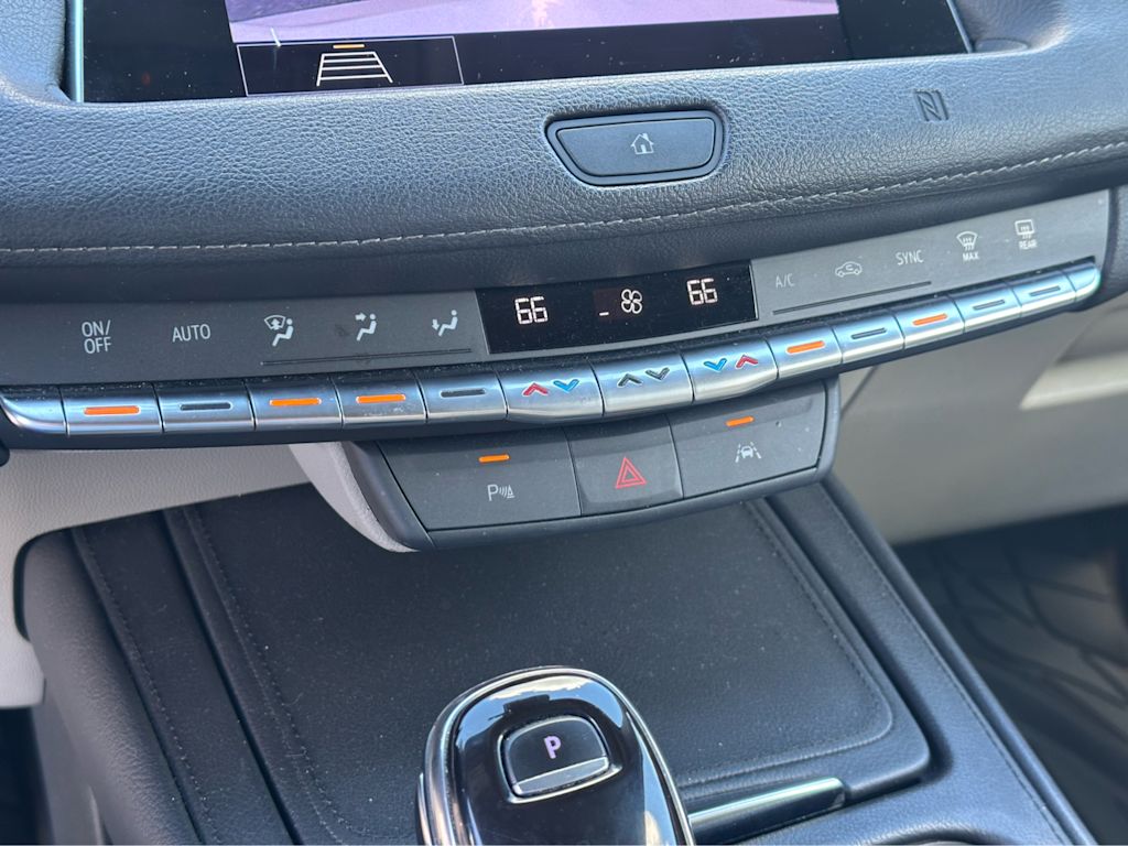 Thumbnail: 2020 Cadillac XT4 - 19