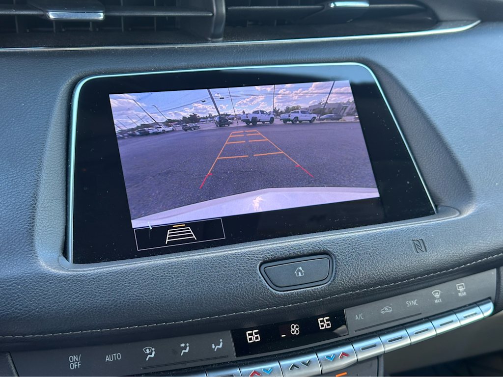 Thumbnail: 2020 Cadillac XT4 - 11