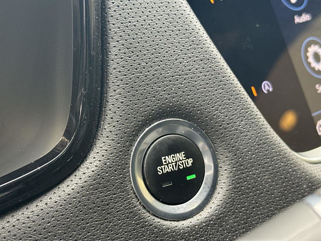 Thumbnail: 2022 Cadillac XT5 - 33