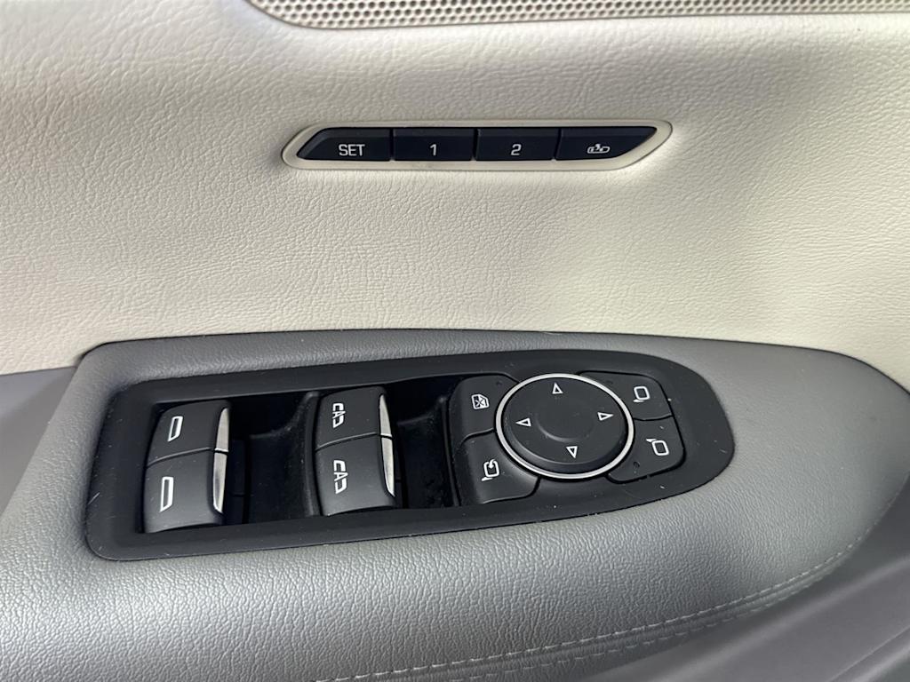 Thumbnail: 2018 Cadillac XT5 - 24