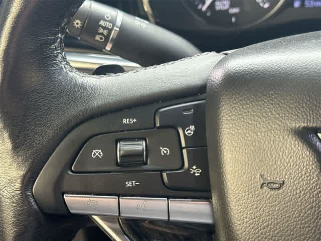 Thumbnail: 2020 Cadillac XT6 - 25