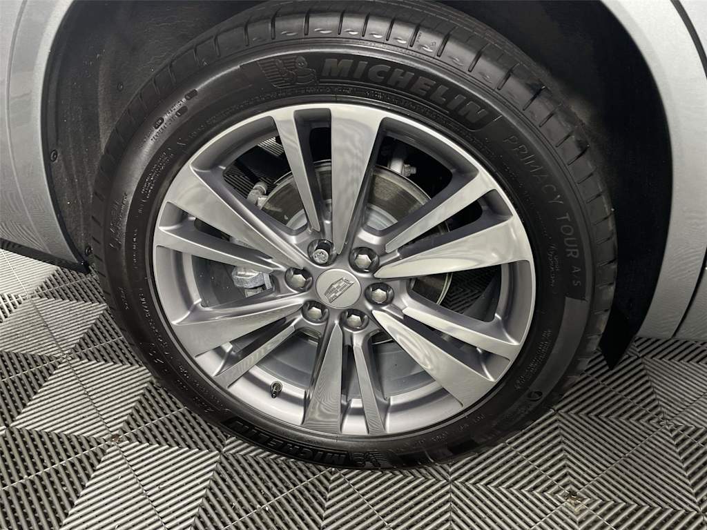 Thumbnail: 2024 Cadillac XT6 - 8