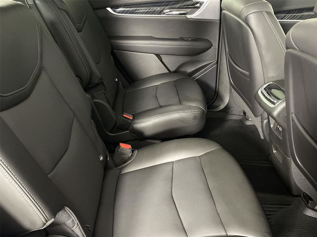 Thumbnail: 2024 Cadillac XT6 - 29