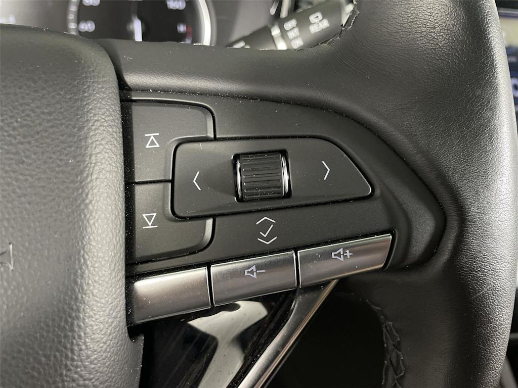 Thumbnail: 2024 Cadillac XT6 - 39