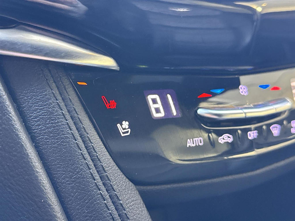 Thumbnail: 2020 Cadillac XT6 - 6