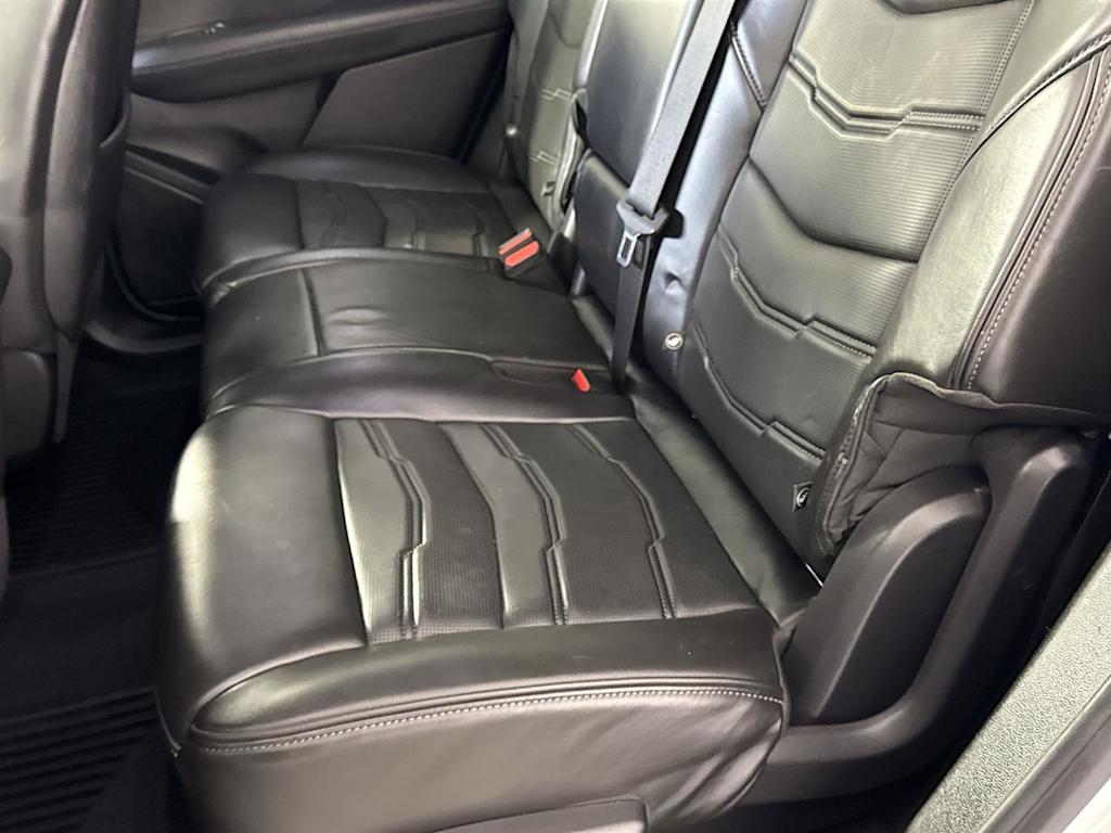 Thumbnail: 2020 Cadillac XT6 - 10