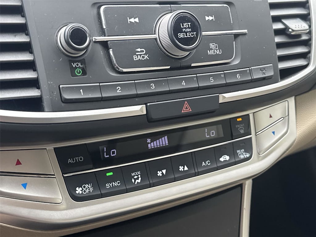 Thumbnail: 2014 Honda Accord - 21