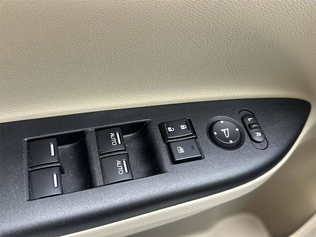 Thumbnail: 2014 Honda Accord - 23