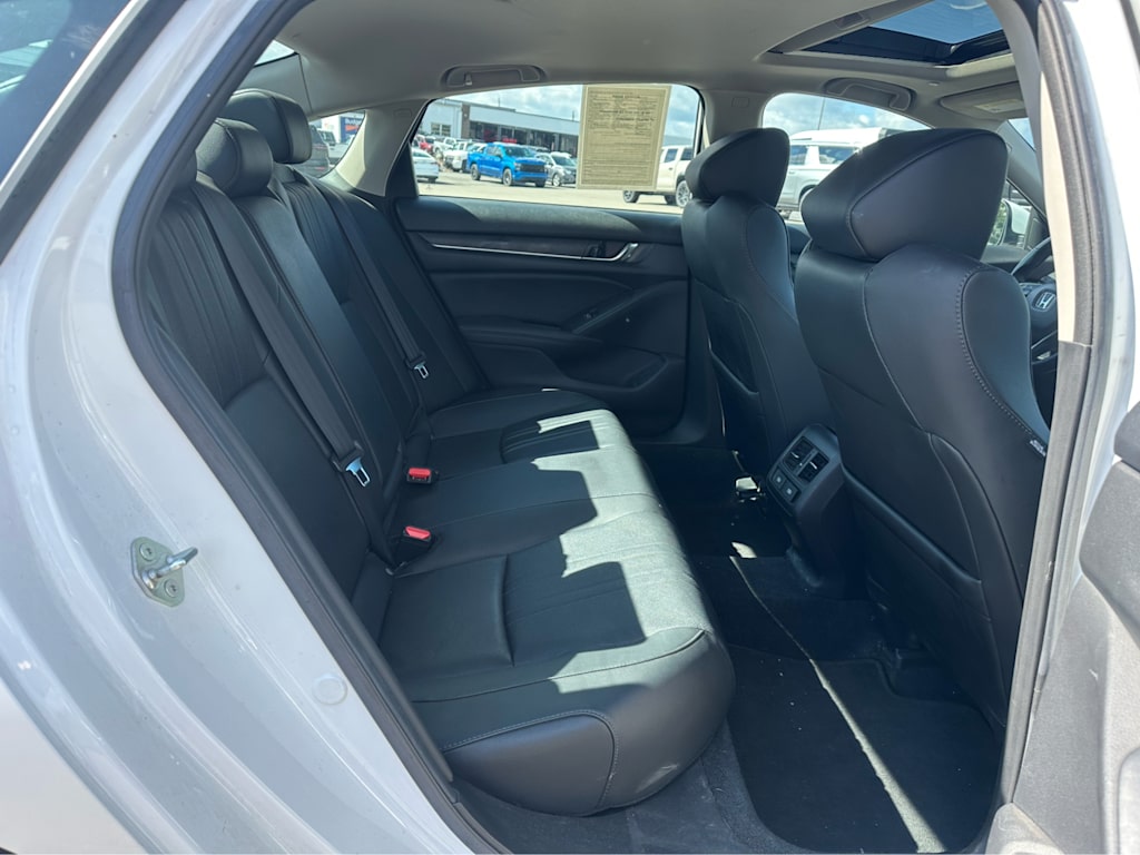 Thumbnail: 2021 Honda Accord - 9