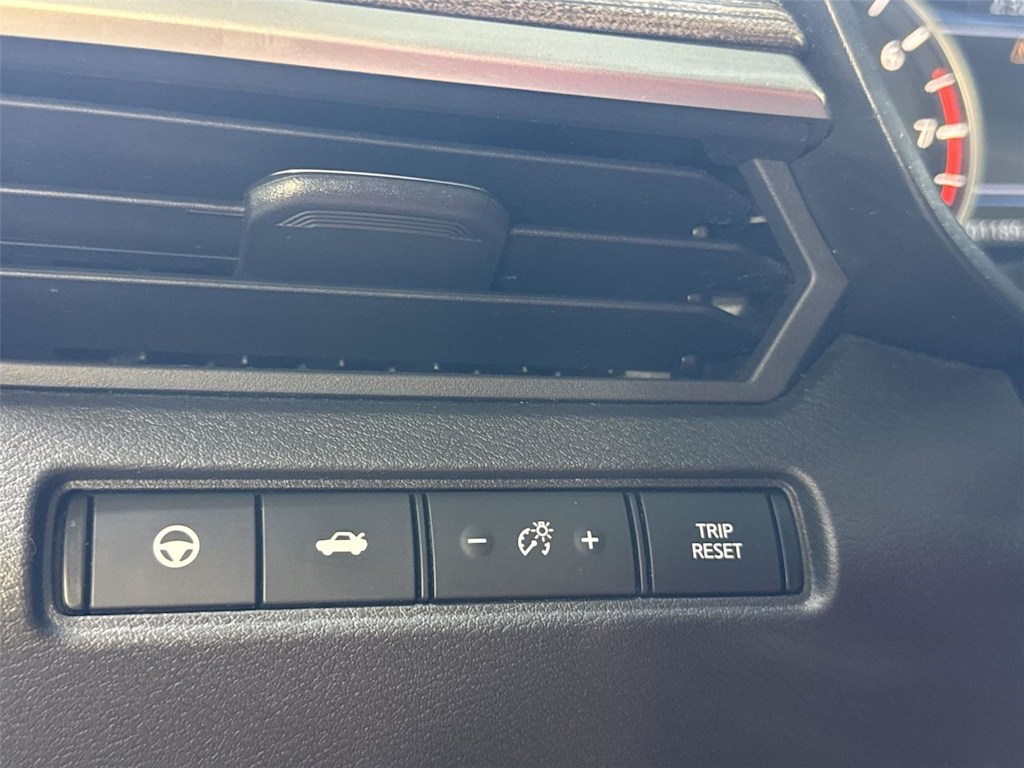 Thumbnail: 2019 Nissan Altima - 24