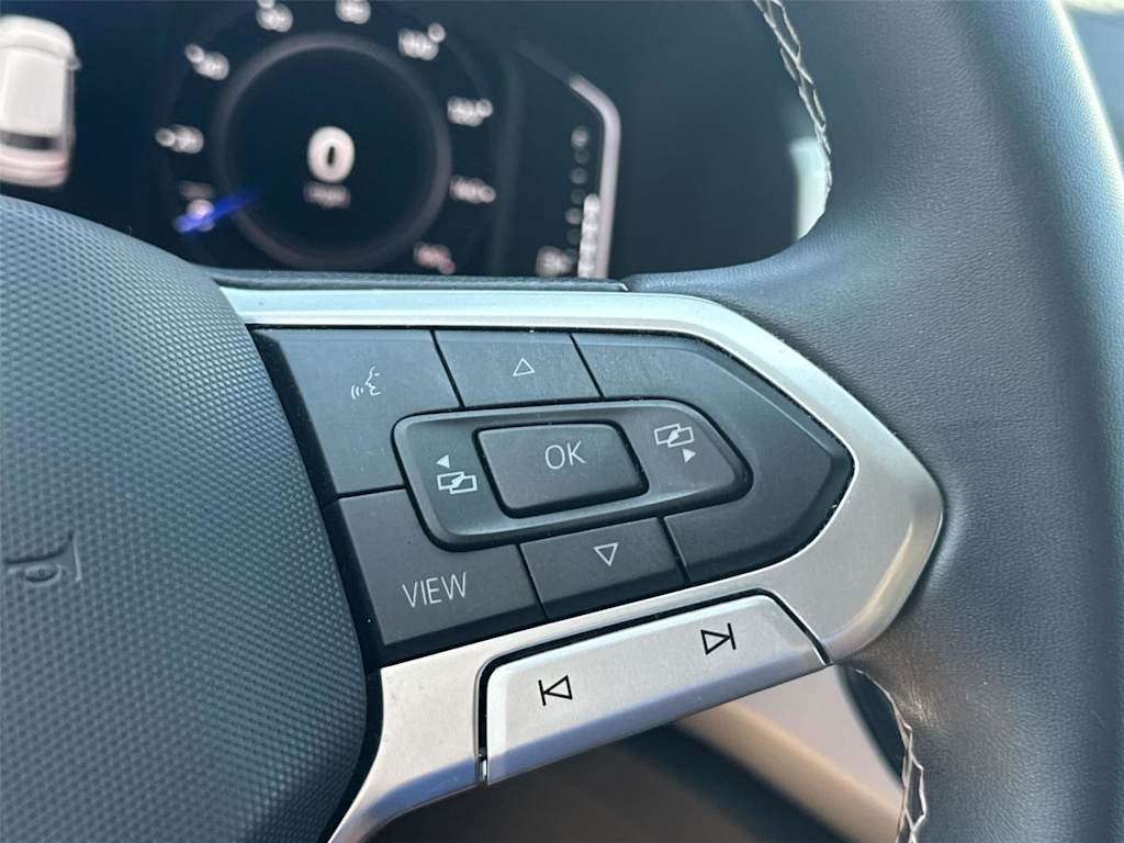 Thumbnail: 2022 Volkswagen Atlas - 28
