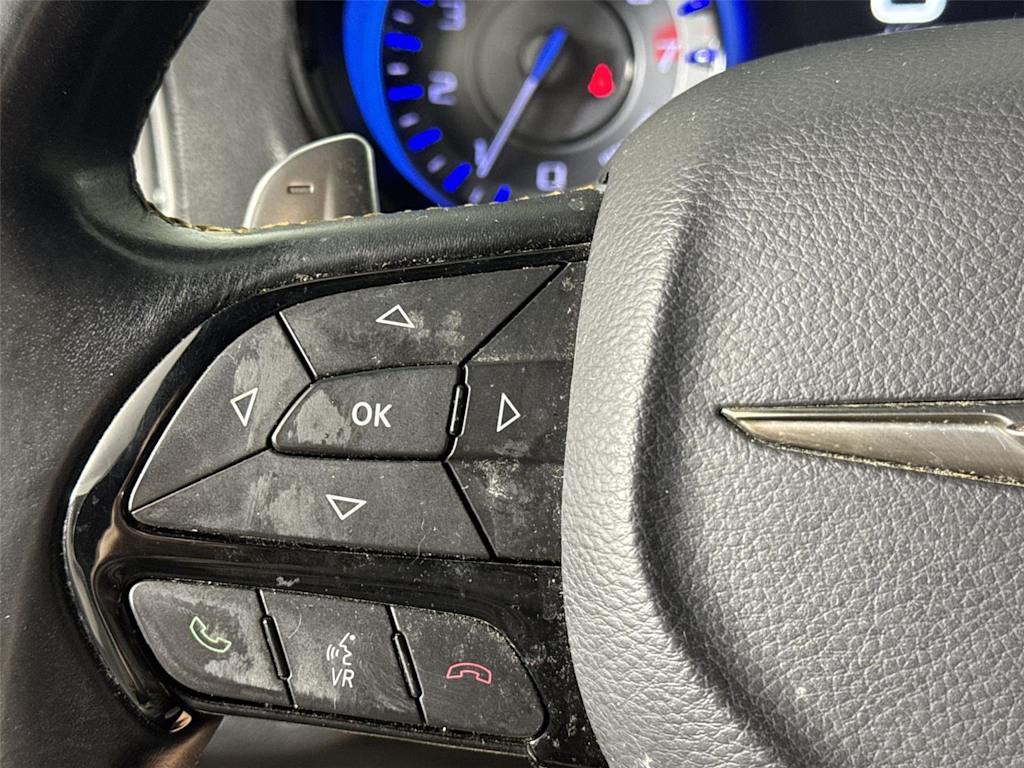Thumbnail: 2016 Chrysler 300 - 26