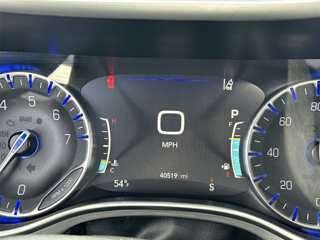 Thumbnail: 2020 Chrysler Pacifica - 29