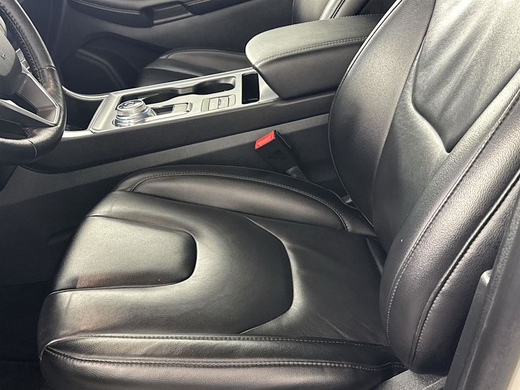 Thumbnail: 2021 Ford Edge - 7