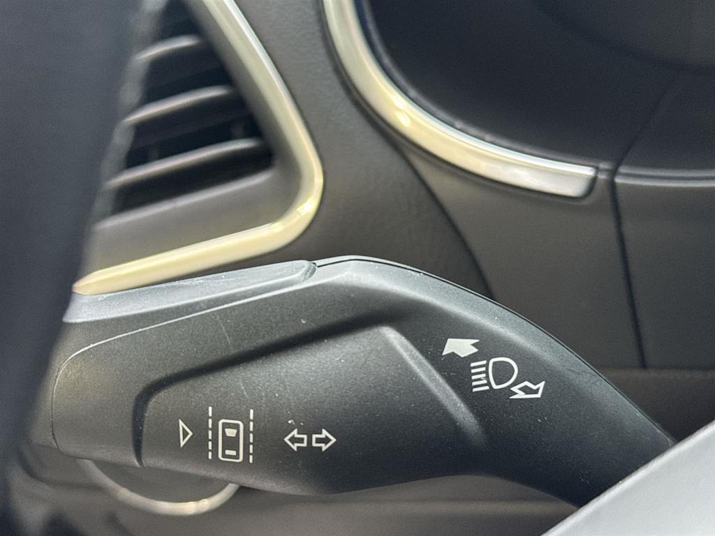 Thumbnail: 2021 Ford Edge - 28