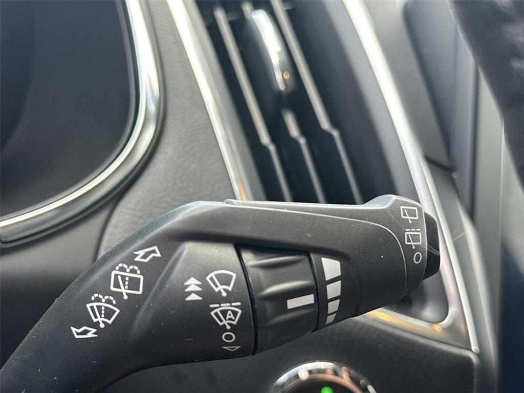 Thumbnail: 2021 Ford Edge - 29